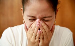 Першение в горле от курения