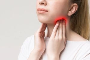 Боли в шее, горле, языке